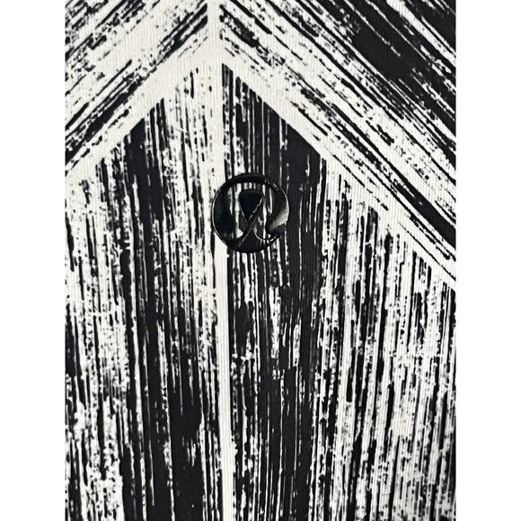 LULULEMON Hot To Street Pant Leggings •6•Heat Wave White Black 7/8 Length W5H73S - Picture 15 of 16